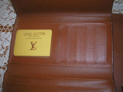 louis vuitton malletiera paris maison fondee en 1854 precio|louis vuitton a.